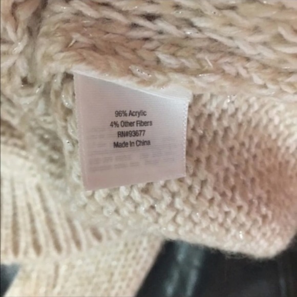 5/$25 St. John’s Bay Petite Chunky Knit Sweater - Picture 6 of 6